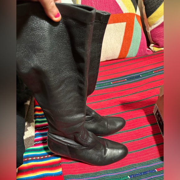 Boots Soft Calf Black
Women's · 9 · Genuine Leather · - Picture 1 of 9